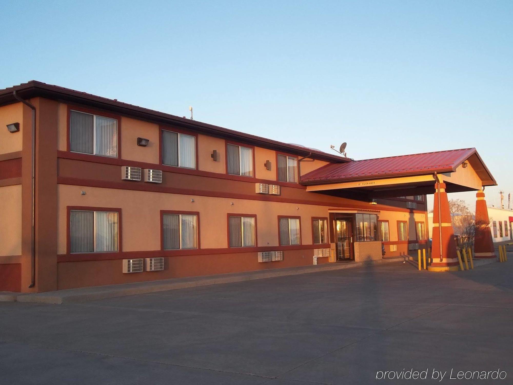 Rodeway Inn Moriarty エクステリア 写真